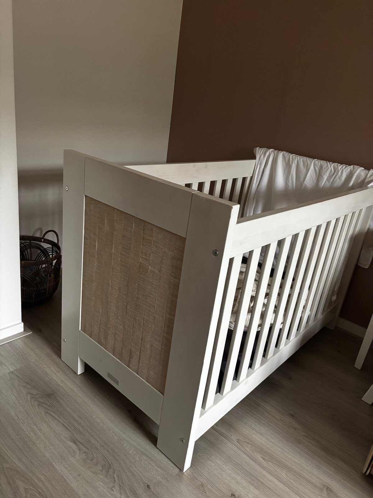 Bopita babykamer: ledikant, commode, kast en wandplank, Kinderen en Baby's, Kinderkamer | Complete kinderkamers, Ophalen, Gebruikt