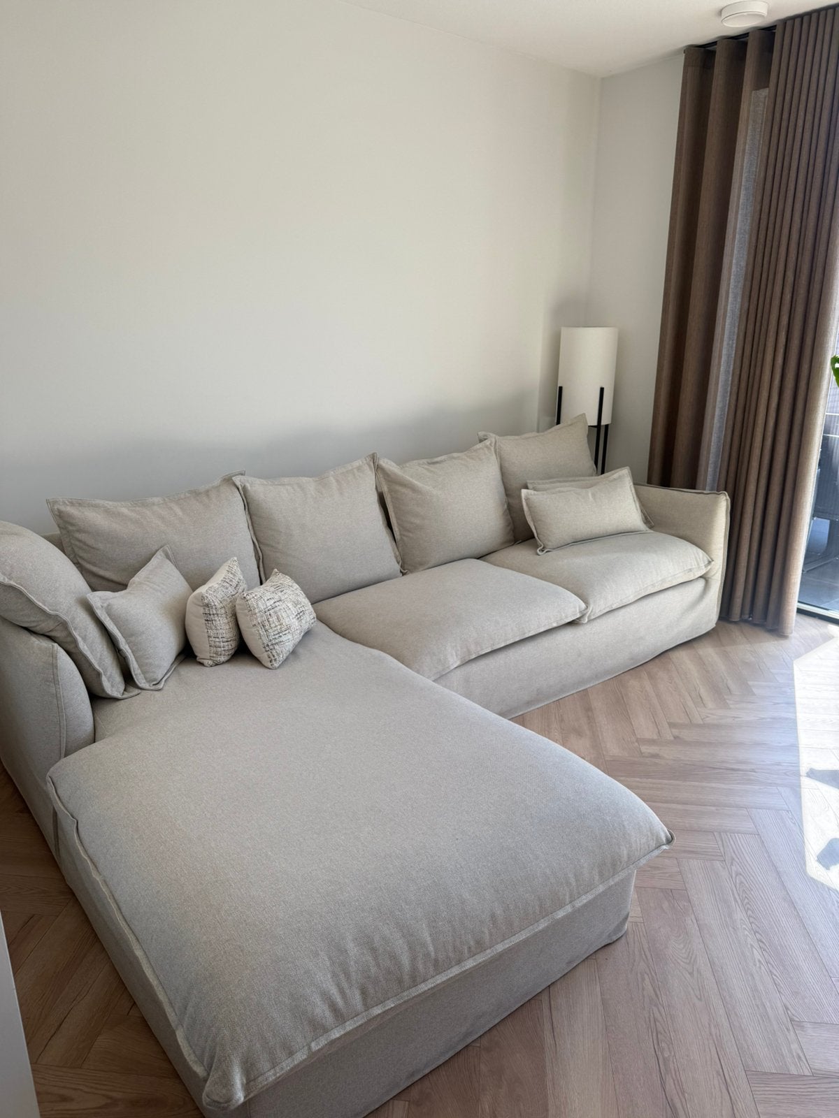 Hoekbank beige, Ophalen, Zo goed als nieuw, 150 cm of meer, Vierpersoons of meer