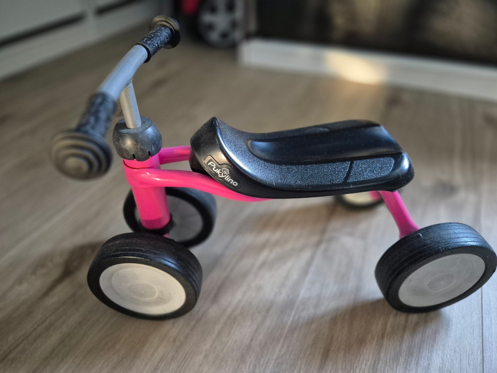 Puky Pukylino loopfiets roze, Ophalen, Zo goed als nieuw, Loopfiets