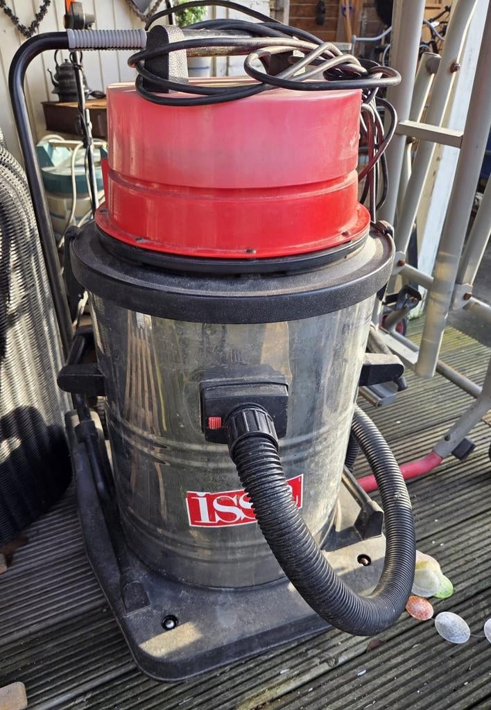 Industriële stofzuiger Issy Sotec type WDL2 2000W, Witgoed en Apparatuur, Stofzuigers, Ophalen