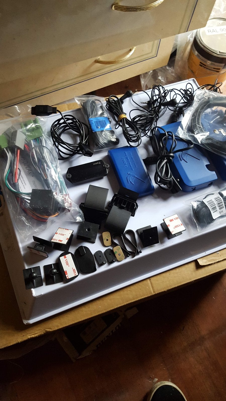 Onderdelen/accessoires tbv parrot carkit vanaf €10, Ophalen of Verzenden, Zo goed als nieuw