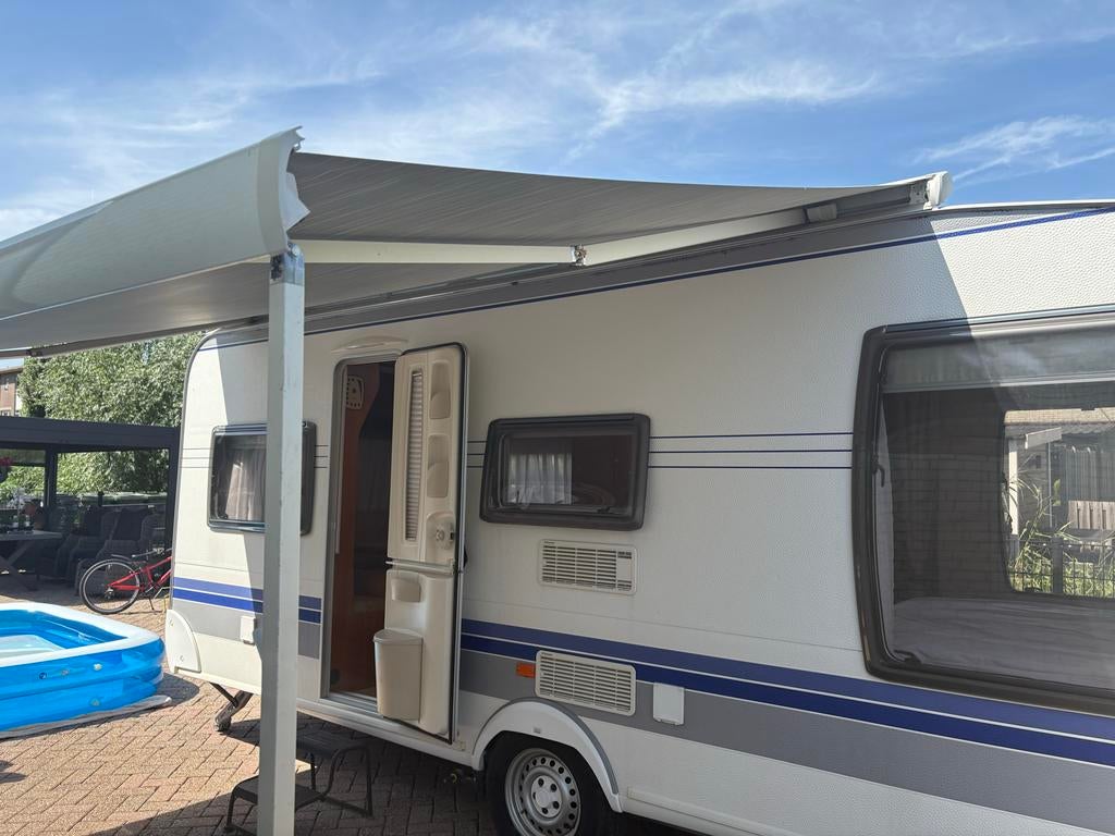 Hobby 495 Excellent (2008) met nieuwe luifel en tent, Rondzit, Hobby, Particulier, Luifel