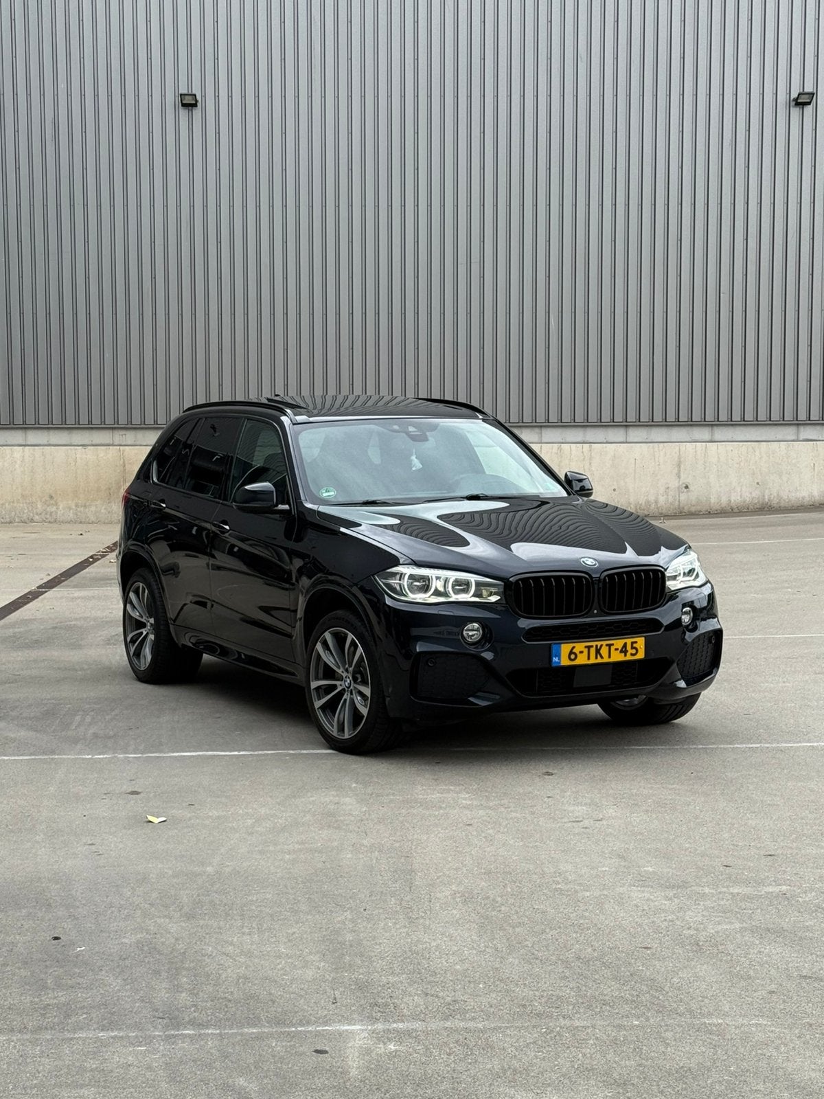 BMW X5 F15 xDrive35i 35i | NL | NAP | Zeer rijk uitgerust, Auto's, Dealer onderhouden, 2005 kg, Blauw, Vierwielaandrijving
