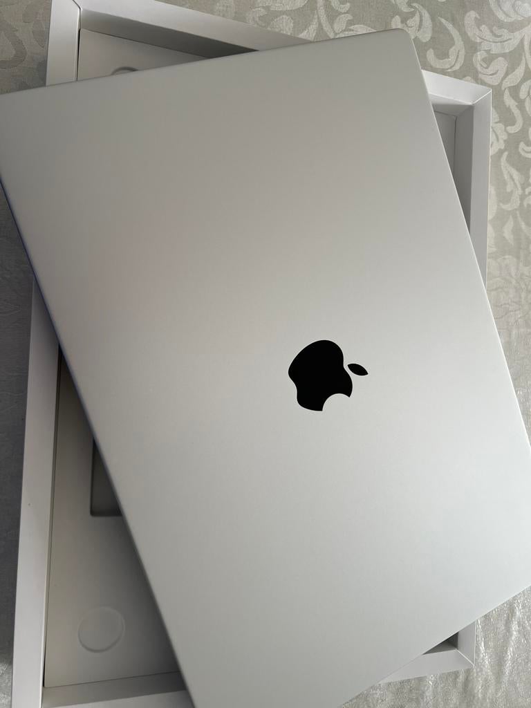 Apple MacBook Pro 16-inch (M4 Pro / 48GB RAM) zgan, Qwerty, 512 GB, Zo goed als nieuw, 16 inch