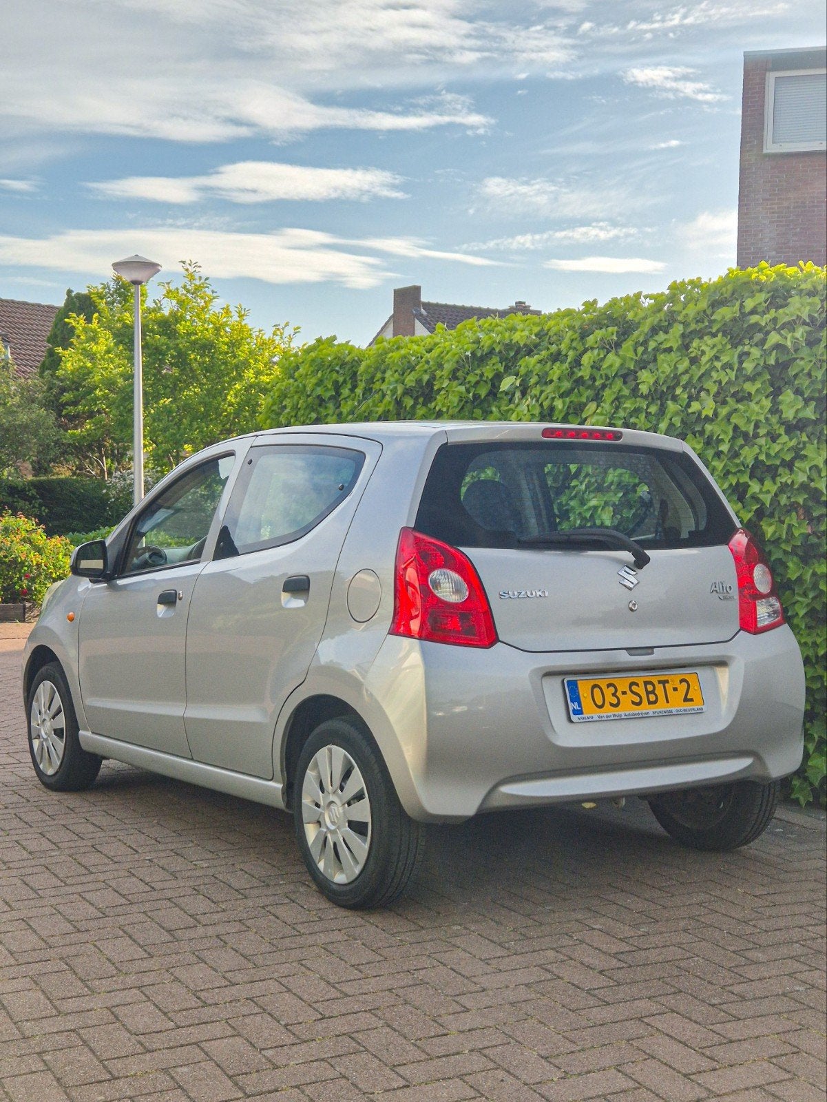 Suzuki Alto 1.0 2011 Grijs, Auto's, Suzuki, Voorwielaandrijving, Stof, 200 kg, Origineel Nederlands