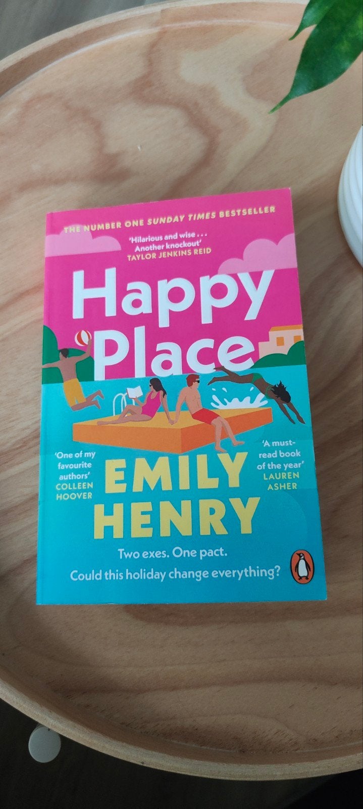 Happy Place Emily Henry, Ophalen of Verzenden, Zo goed als nieuw