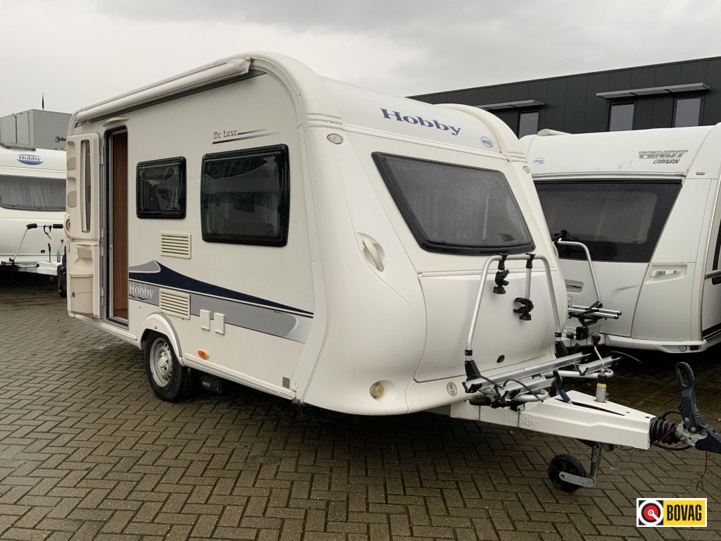 Hobby De Luxe 400 SF, Caravans en Kamperen, Caravans, Hobby, Bedrijf, Treinzit, 750 - 1000 kg