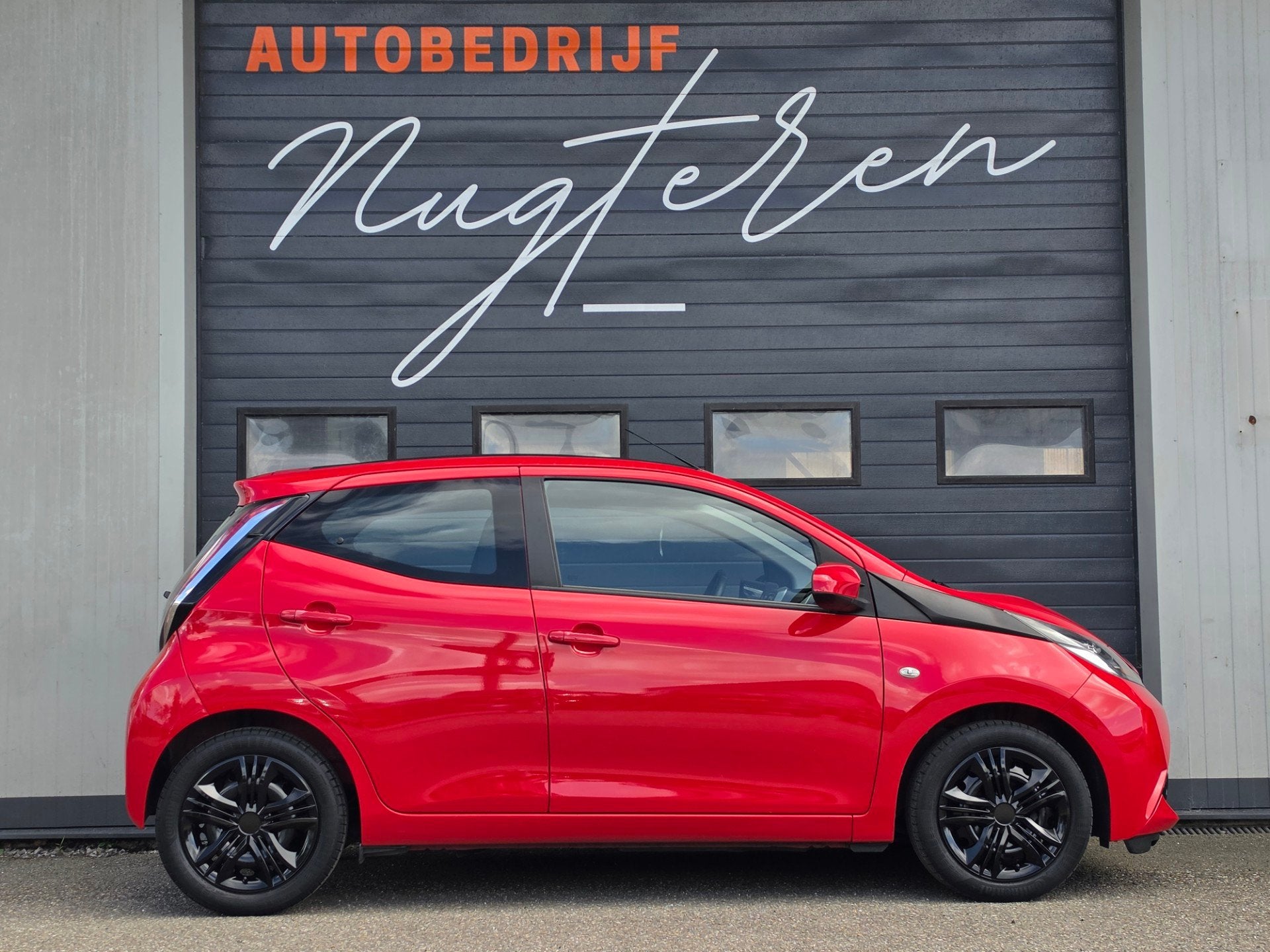 Toyota Aygo 1.0 VVT-i x-wave|schuifdak|Cruise|Camera|, Voorwielaandrijving, Stof, Gebruikt, Euro 6