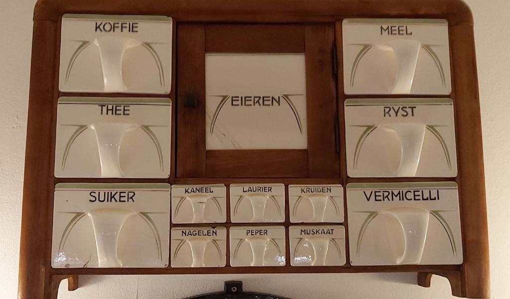 Vintage kruidenrek, Antiek en Kunst, Ophalen