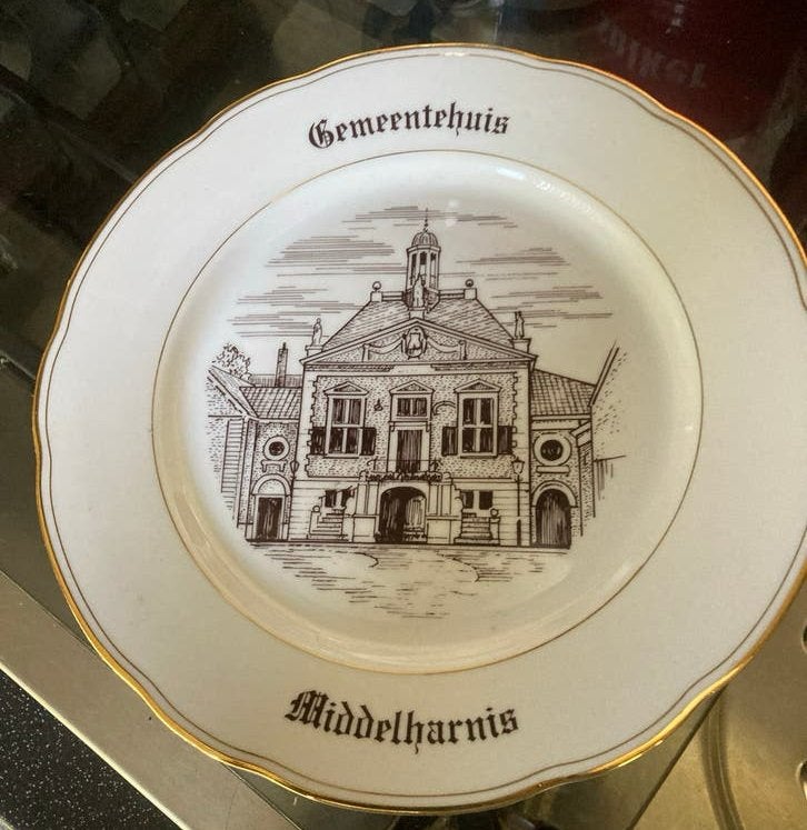 Decoratief bord Gemeentehuis Middelharnis - Tsjechoslowakije, Ophalen of Verzenden