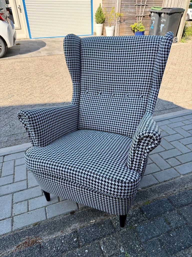 Gebruikte IKEA fauteuil zwart/wit, Huis en Inrichting, Ophalen, Overige materialen, Gebruikt, 75 tot 100 cm