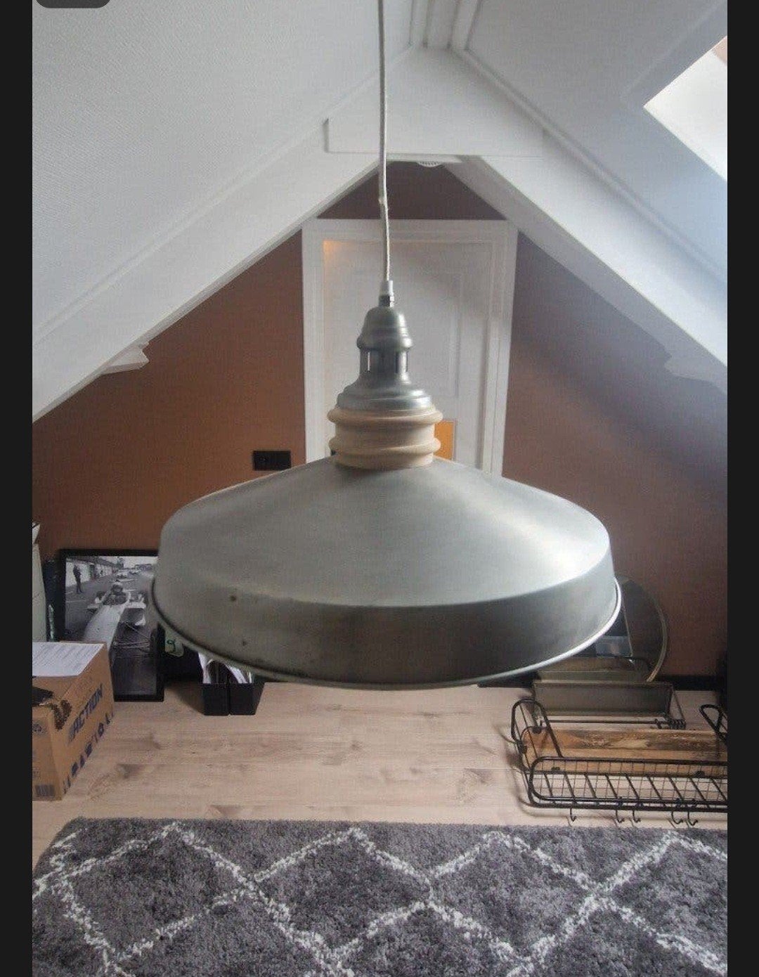 Industriele hanglamp met houten accent, Ophalen of Verzenden, Gebruikt, Hout, E27 (groot)