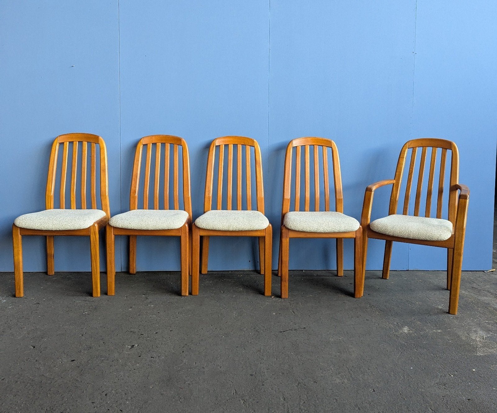 Set 5 Dyrlund teak eetstoelen, Huis en Inrichting, Gebruikt, Bruin, Dyrlund, teak, midcentury, Ophalen of Verzenden