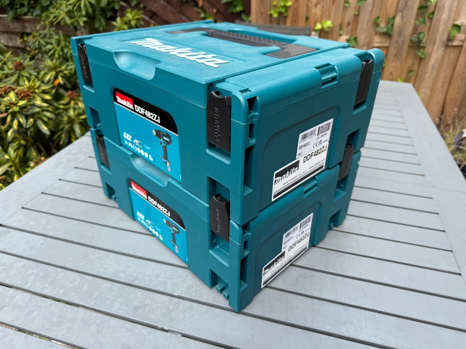 Makita m-box (stapelbaar en connectbaar). 2 stuks, Doe-het-zelf en Verbouw, Gereedschapskisten, Ophalen, Zo goed als nieuw