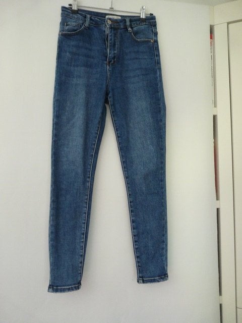 Blauwe Jeans 5 pocket , rechte pijp, Laulia mt 36, Blauw, Ophalen of Verzenden, Zo goed als nieuw, W28 - W29 (confectie 36)