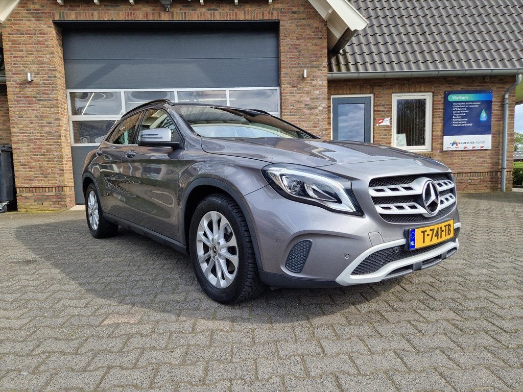 Mercedes-Benz GLA-klasse 180 Business Solution Mercedes-benz, Auto's, Mercedes-Benz, Gebruikt, Euro 6, 4 cilinders, 700 kg