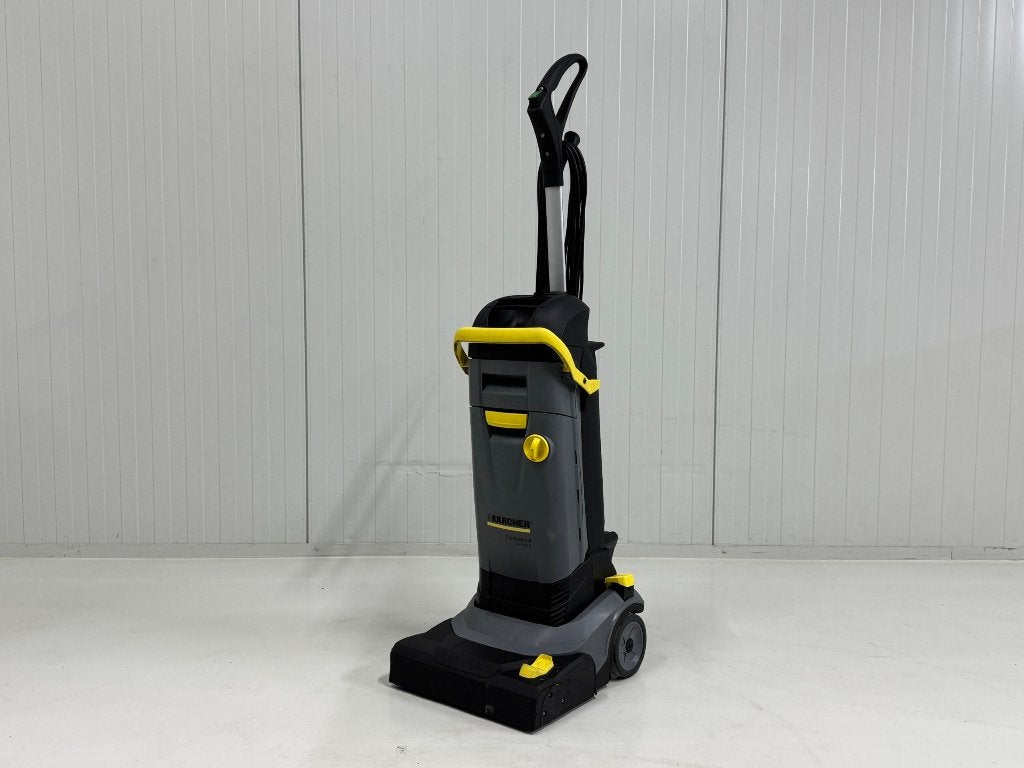 KARCHER SCHROBMACHINE BR 30/4 C 2021
