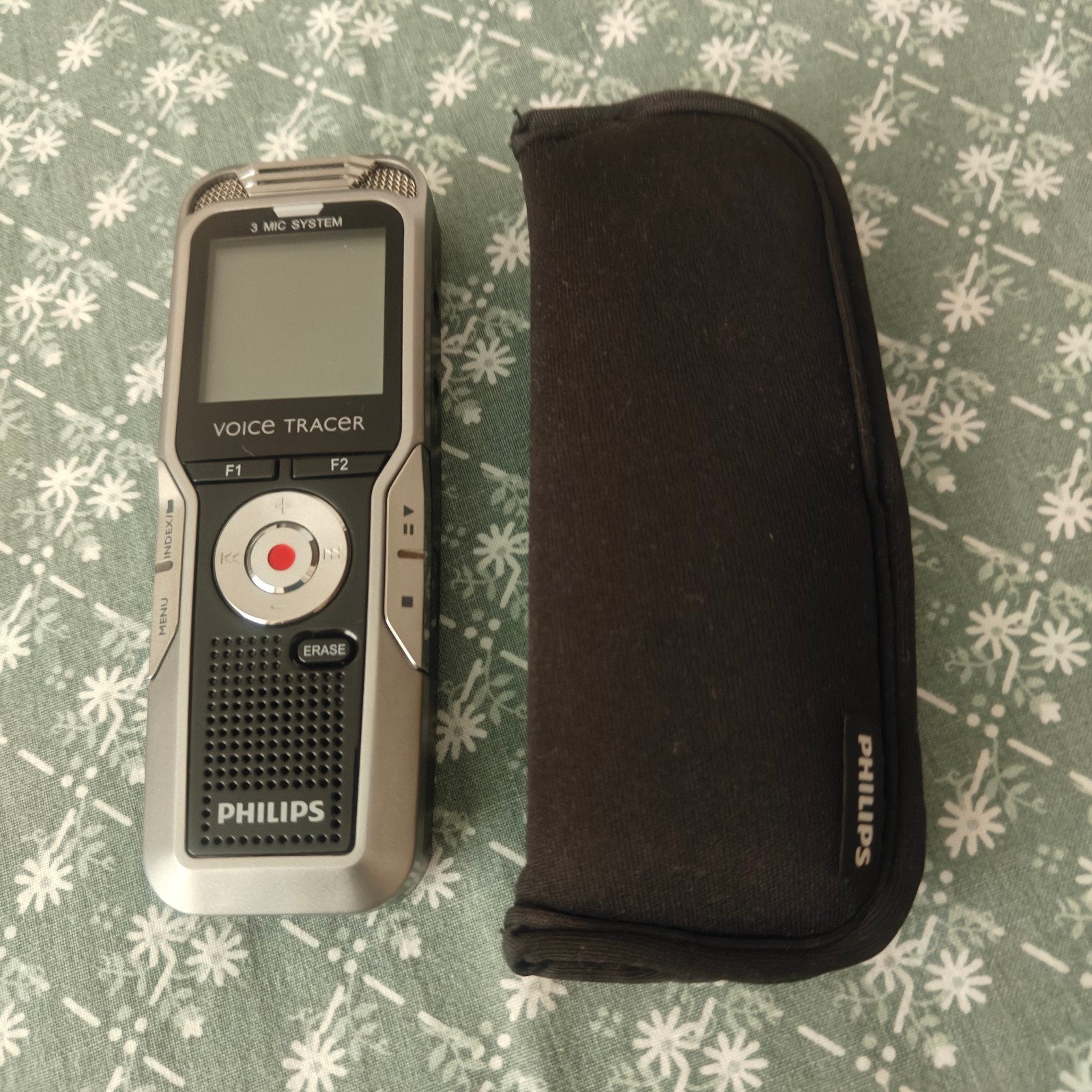 Philips Voice Tracer DVT5000 Digitale Voicerecorder – 8GB SD, Ophalen of Verzenden, Zo goed als nieuw, Geen camera, Zwart