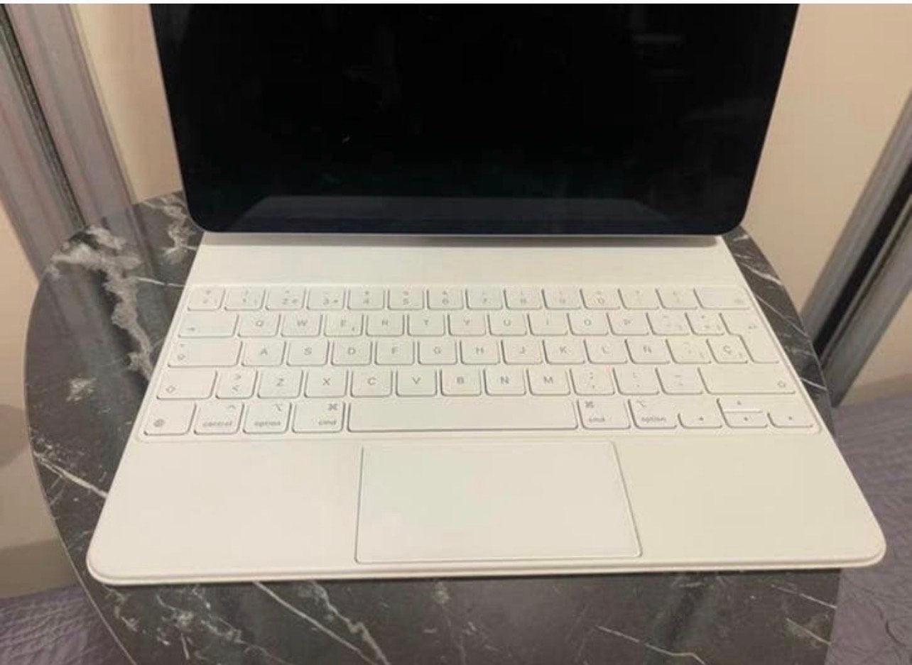 Apple Magic Keyboard iPad Pro 12.9" (3e-6e gen) Wit/Zwart, Ophalen of Verzenden, Zo goed als nieuw, Overige modellen, Overige typen