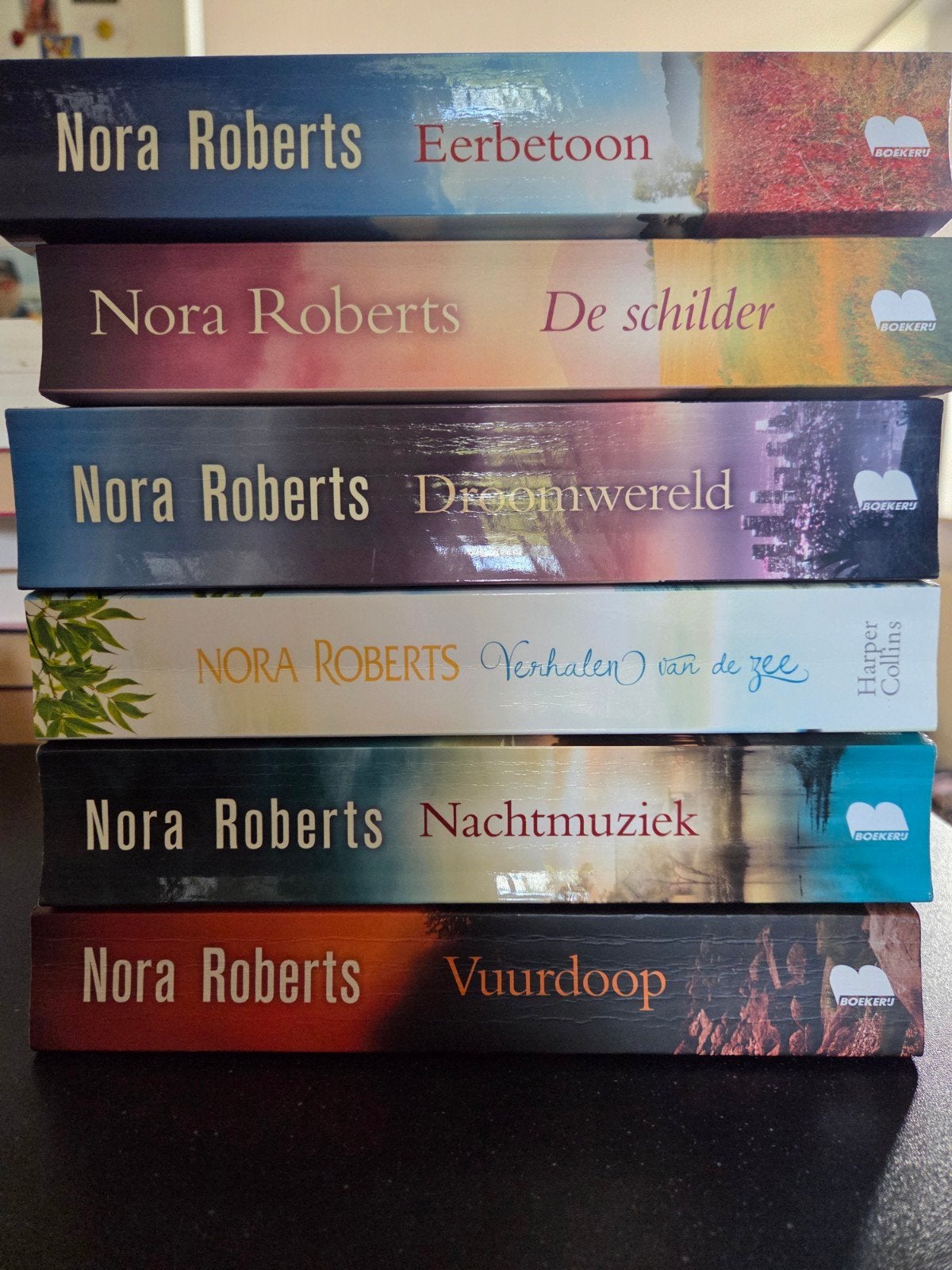 Nora Roberts Boekenpakket - 6 Romans, Ophalen of Verzenden, Gelezen, Nora Roberts, Nederland