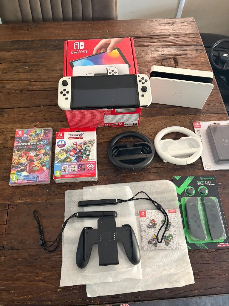 Nintendo switch Oled met 1 spel, Met games, Zo goed als nieuw, Met 1 controller, Switch OLED