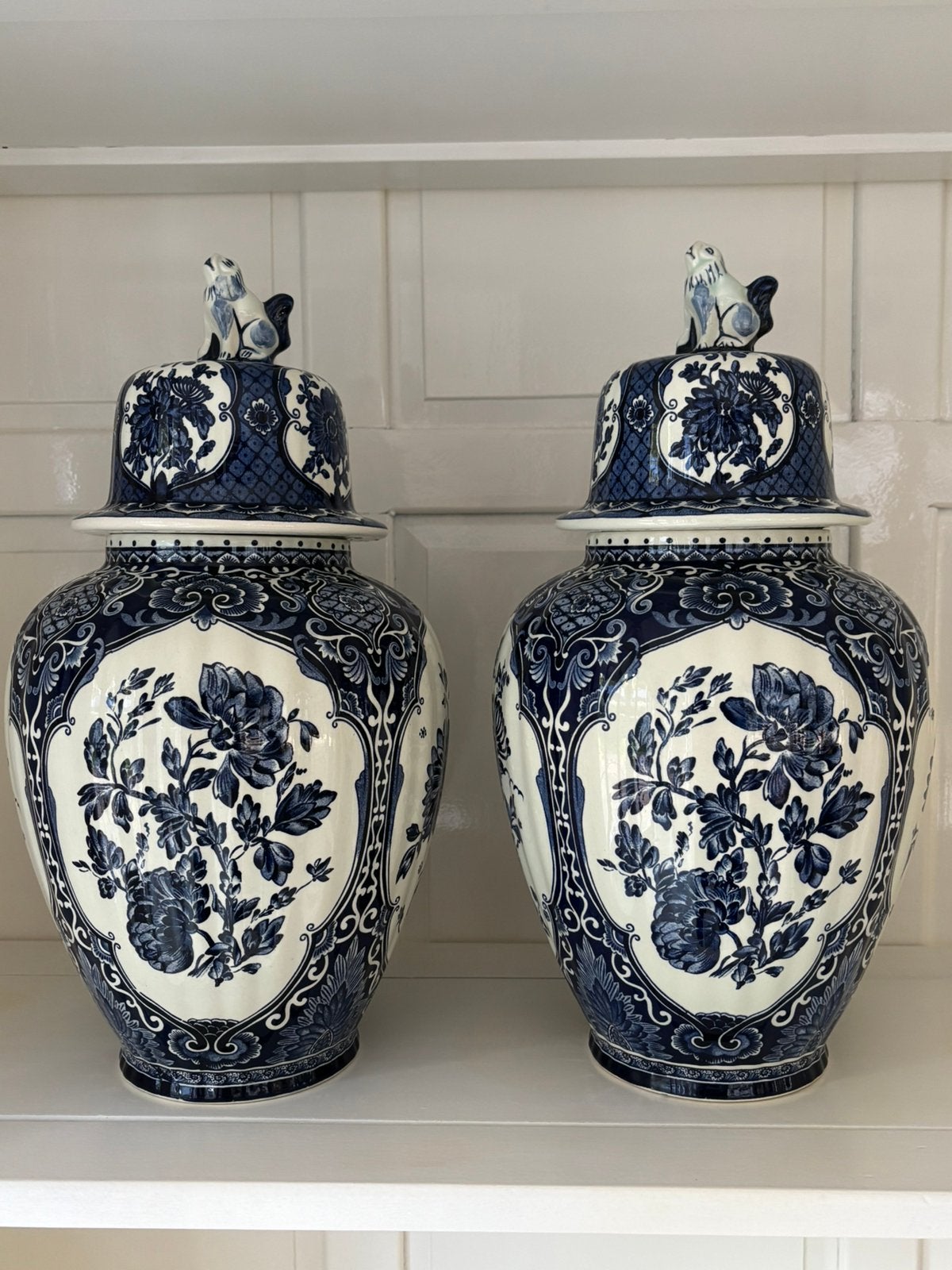 2x Delfts blauwe dekselvazen Boch Royal Sphinx Maastricht, Ophalen