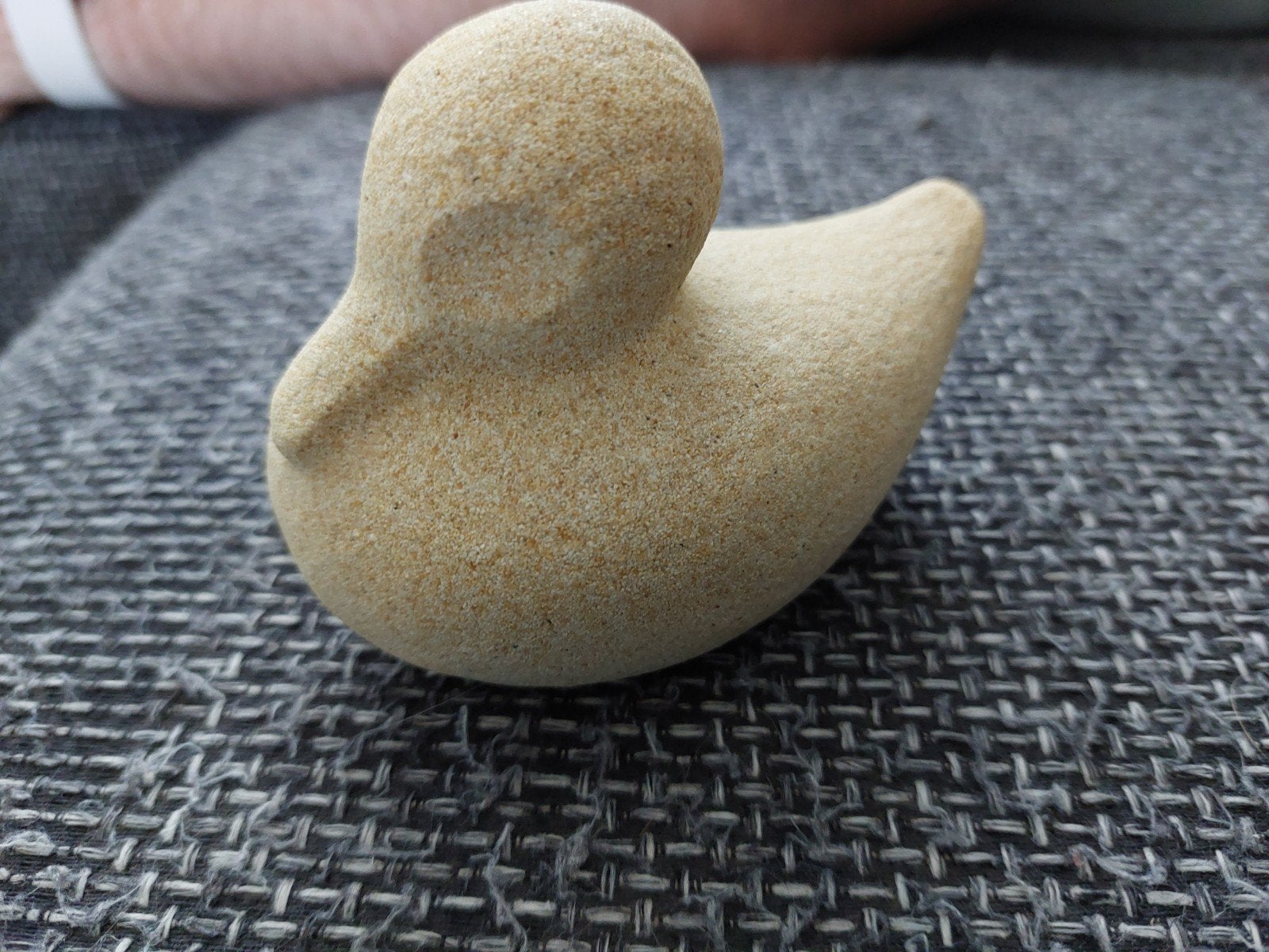 Zandstenen eendje van Kadoos, decoratief beeldje, Antiek en Kunst, Ophalen of Verzenden