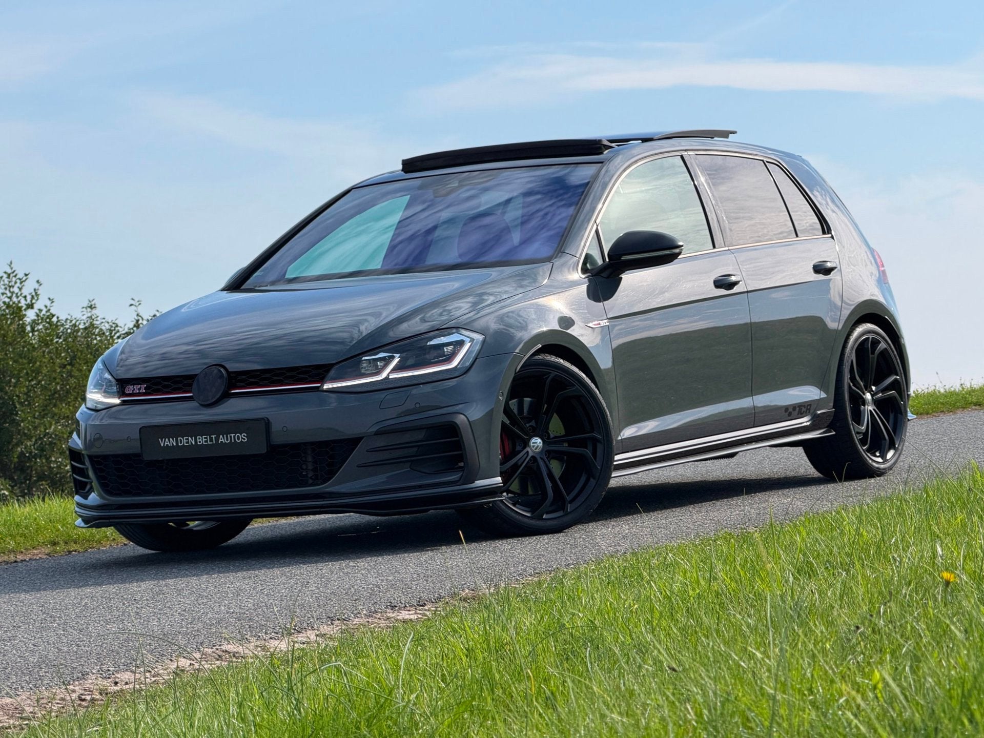 Volkswagen Golf 7.5 2.0 TSI GTI TCR 290PK |Pano |Carbon stuu, 15 km/l, Gebruikt, Euro 6, 4 cilinders
