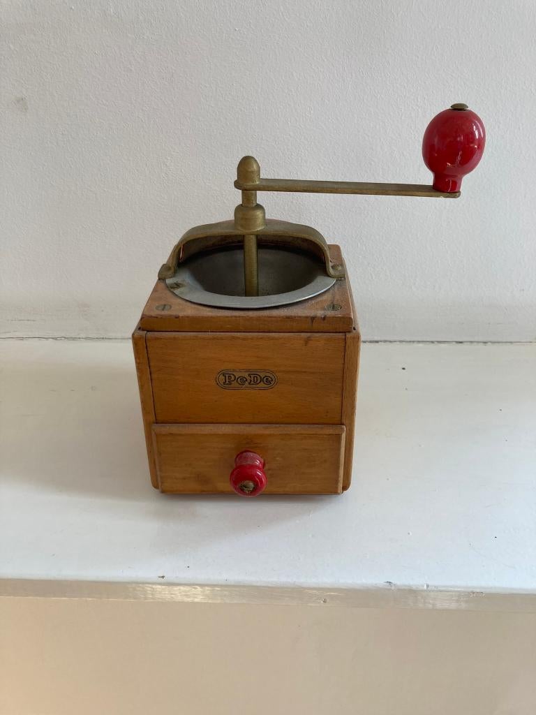 Vintage handkoffiemolen van PeDe, Antiek en Kunst, Ophalen of Verzenden