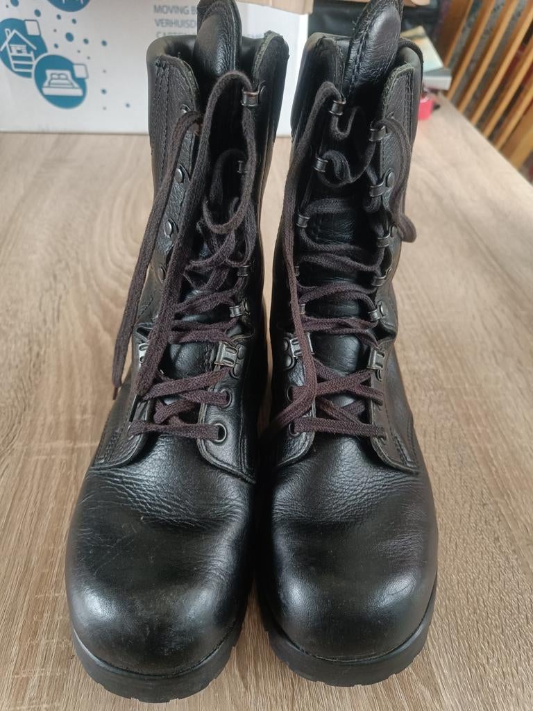 Legerkisten nieuwe zool mt. 40/41, Ophalen of Verzenden