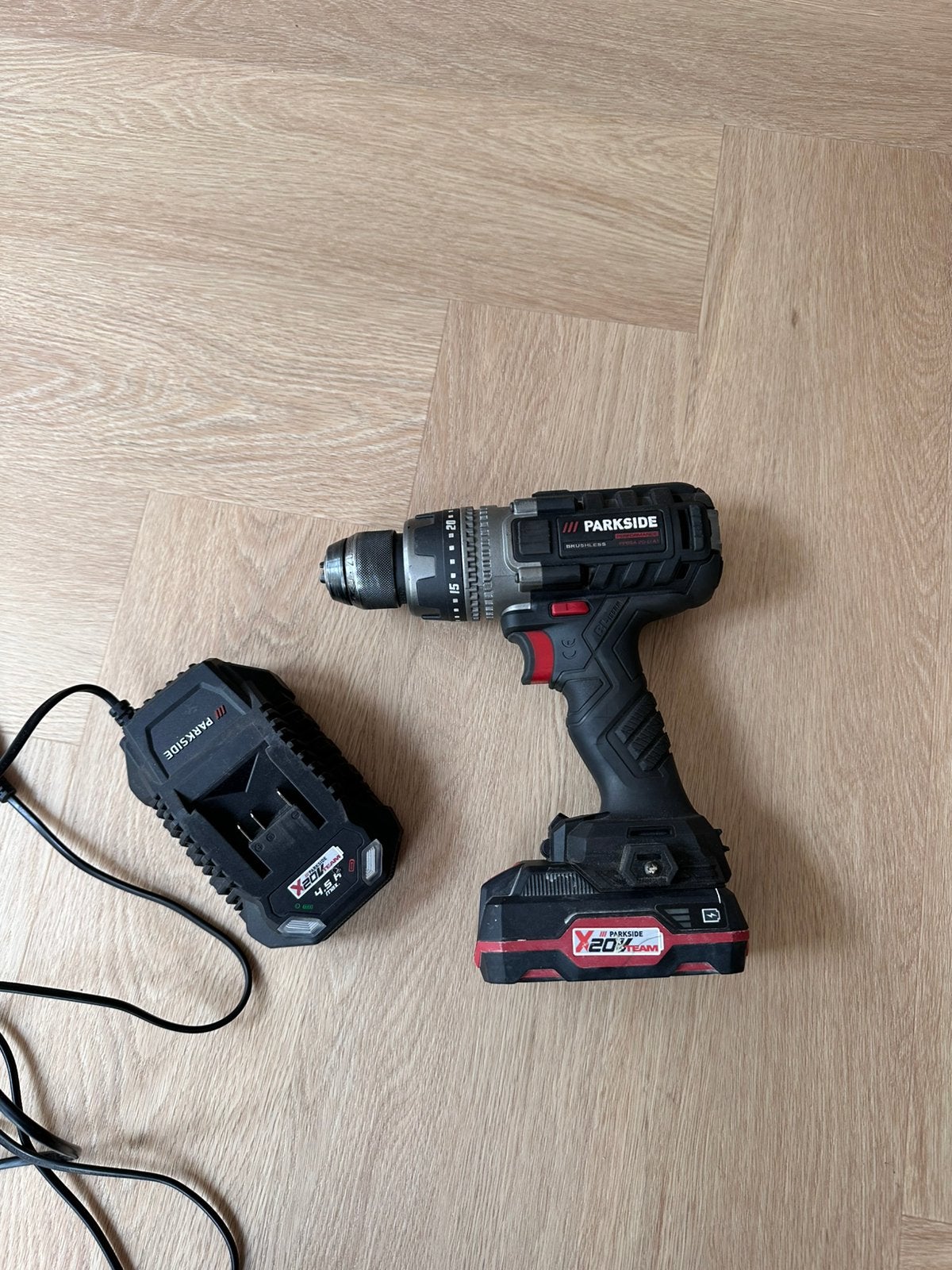 Parkside Accuschroefmachine met Klopfunctie, Accu & Lader, Ophalen of Verzenden, Minder dan 400 watt, Klopboormechanisme, Zo goed als nieuw