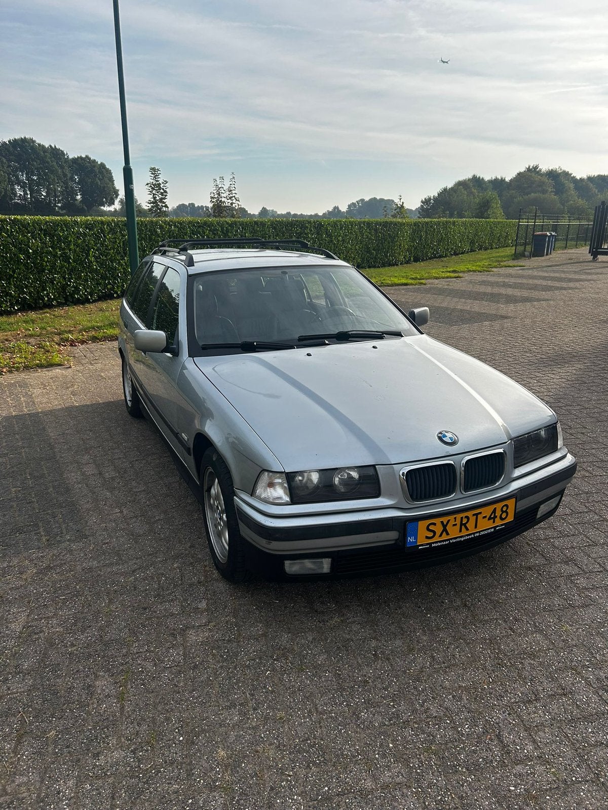BMW 3-Serie 1.6 I 316 Touring 1998 Grijs, 1596 cc, Achterwielaandrijving, 1250 kg, Zwart