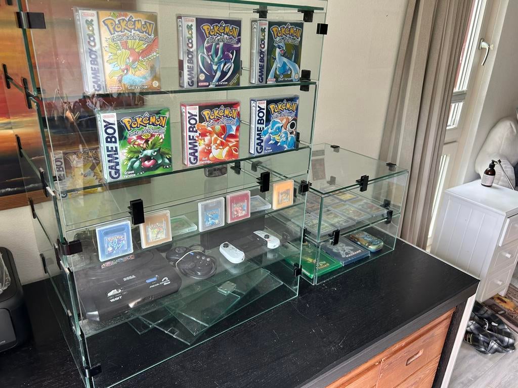 Modulaire glazen vitrines / display set –Pokémon / Lego Etc, Ophalen of Verzenden, Zo goed als nieuw, Overige typen