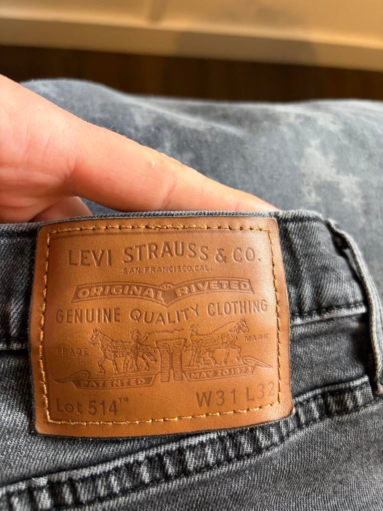 Levi's 514 jeans broek W31 L32 - Grijs, Ophalen of Verzenden, Gedragen, Grijs, W32 (confectie 46) of kleiner