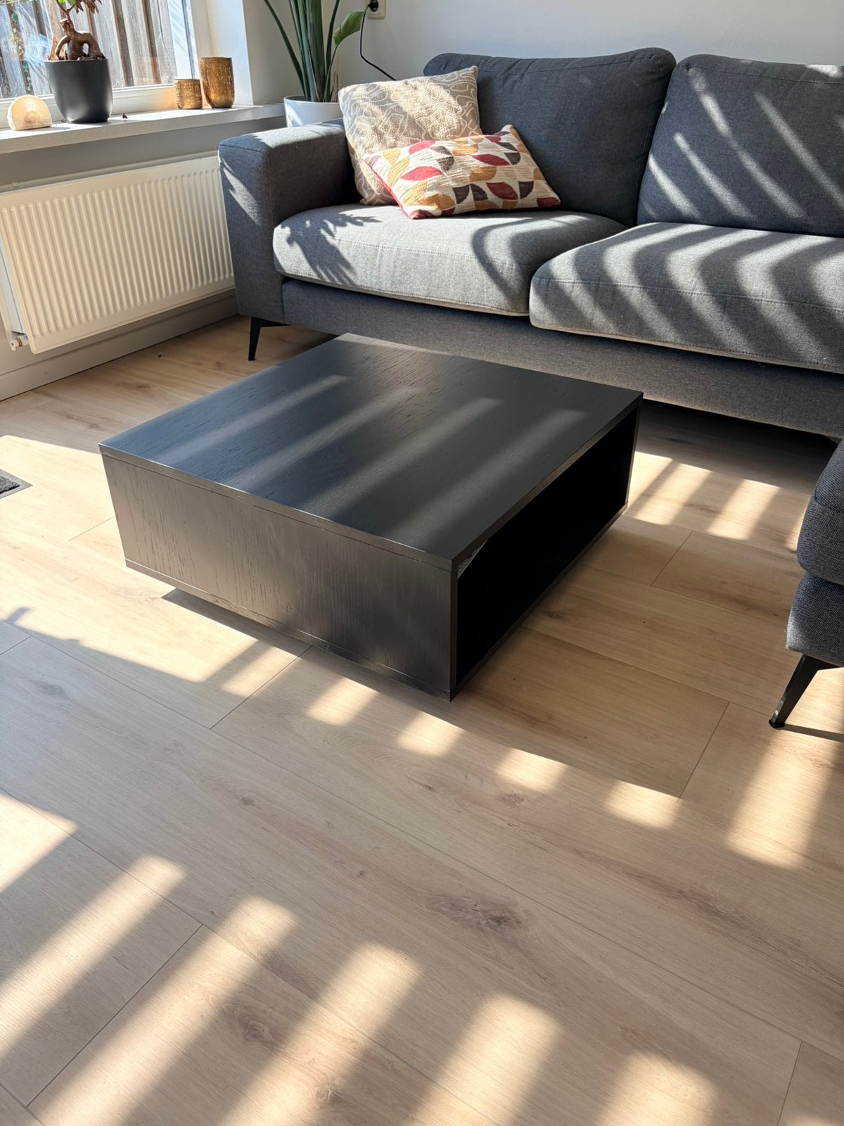 Zwarte salontafel, Tuin en Terras, Tuinsets en Loungesets, Ophalen, Zo goed als nieuw