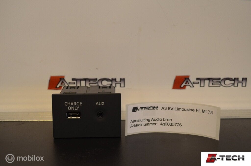 AUX aansluiting Audi A3 8V ('12-'17) 4g0035726, Audi, Gebruikt, Audi, Ophalen of Verzenden