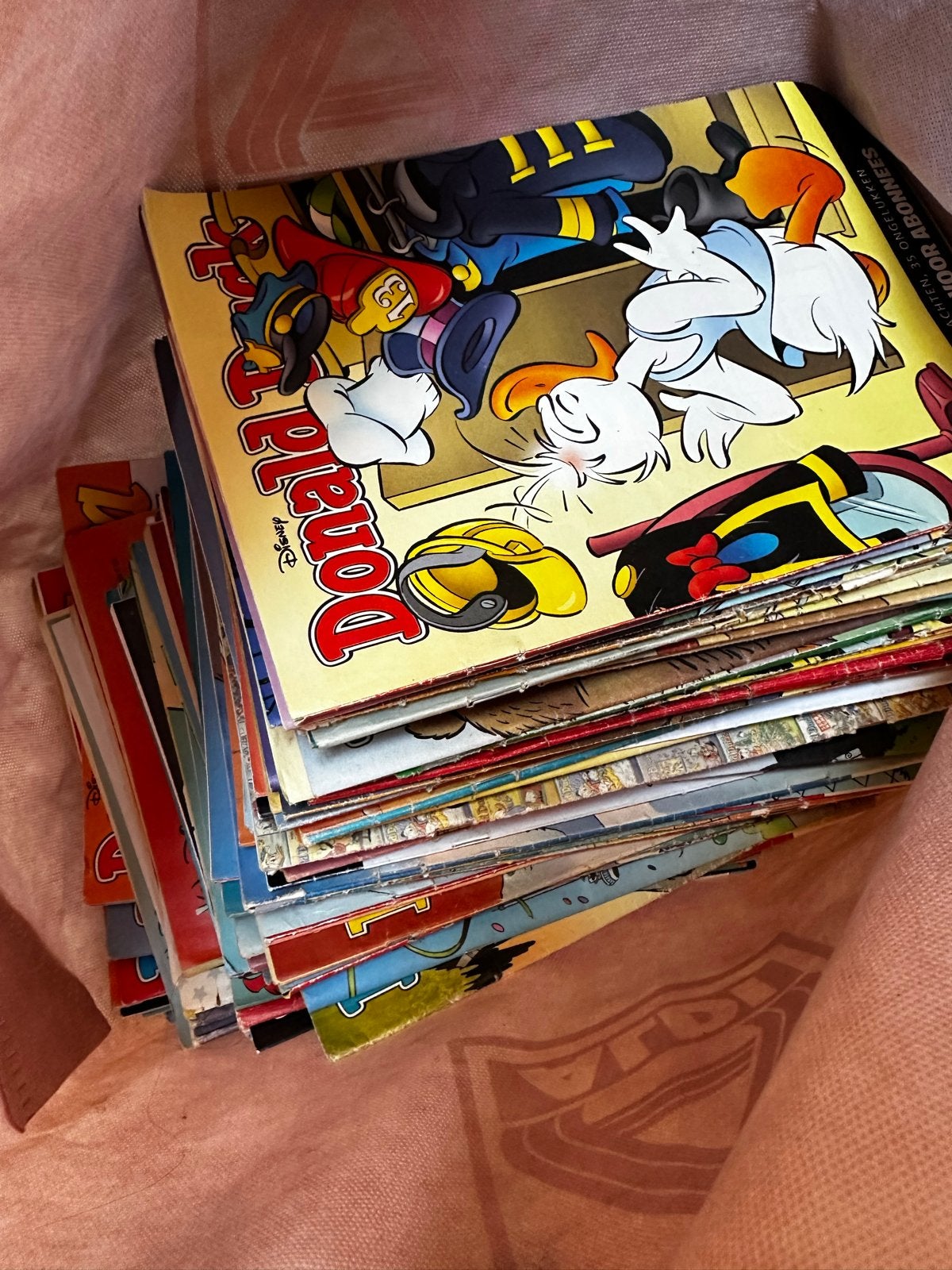 Donald Duck stripboeken - ongeveer 80 stuks, Meerdere stripboeken, Ophalen, Gelezen