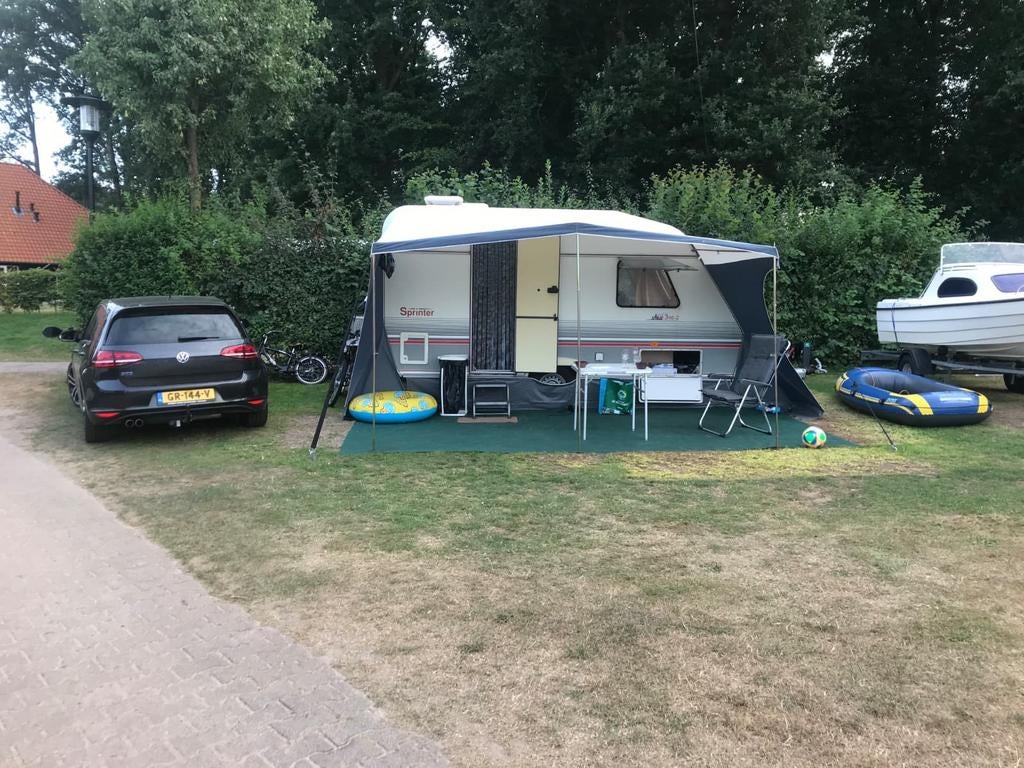Beyerland Sprinter caravan, bouwjaar 2001, Caravans en Kamperen, Luifel, Rondzit, Omvormbare zithoek, Bedrijf