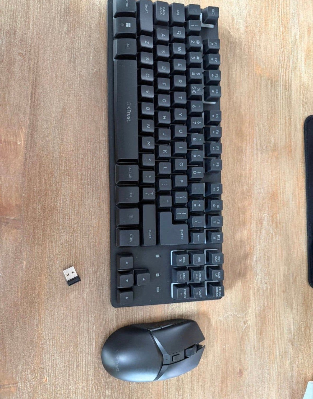 Trust GXT 832 Thado Draadloos Gaming Toetsenbord & Muis, Ophalen, Zo goed als nieuw, Gaming toetsenbord