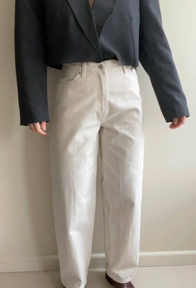 Cream wide leg Weekday Rail 27x30 jeans, Wit, Weekday, Ophalen of Verzenden, W28 - W29 (confectie 36)
