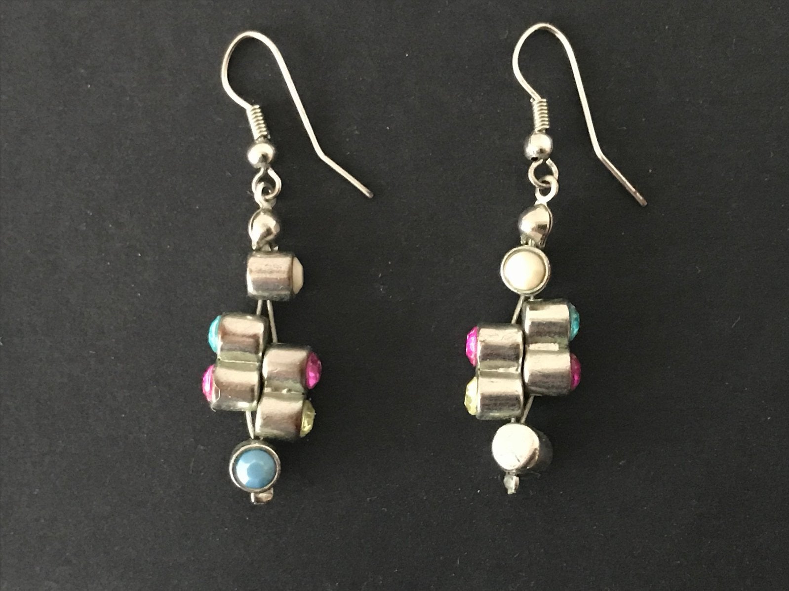 Zilverkleurige Oorbellen met Gekleurde Steentjes, Met kristal, Overige materialen, Verzenden, Zilver