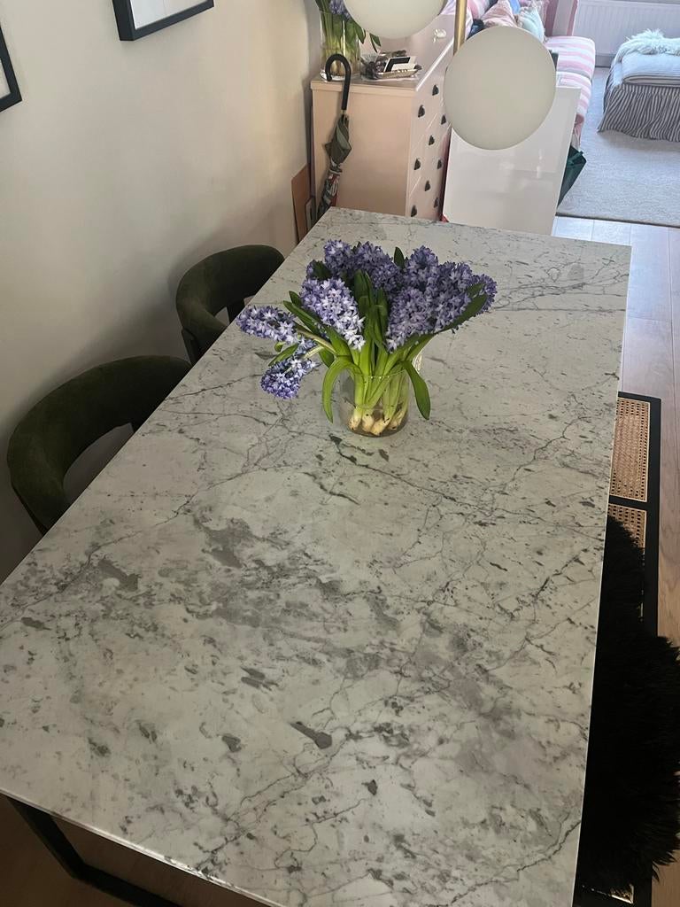 Marmeren eettafel voor 4 personen/ Real Marble dining table, Overige materialen, 100 tot 150 cm, Zo goed als nieuw, Vier personen