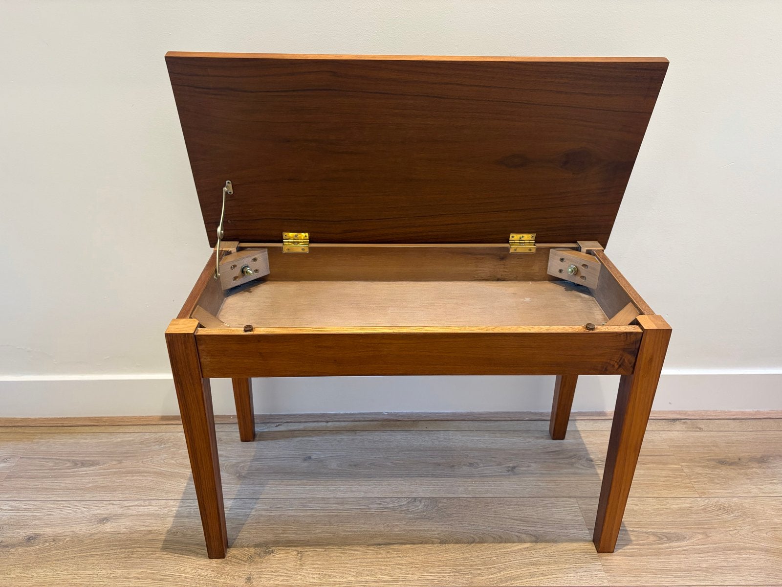 Vintage Teak Bijzettafel met Opbergruimte - Made in Japan, Ophalen