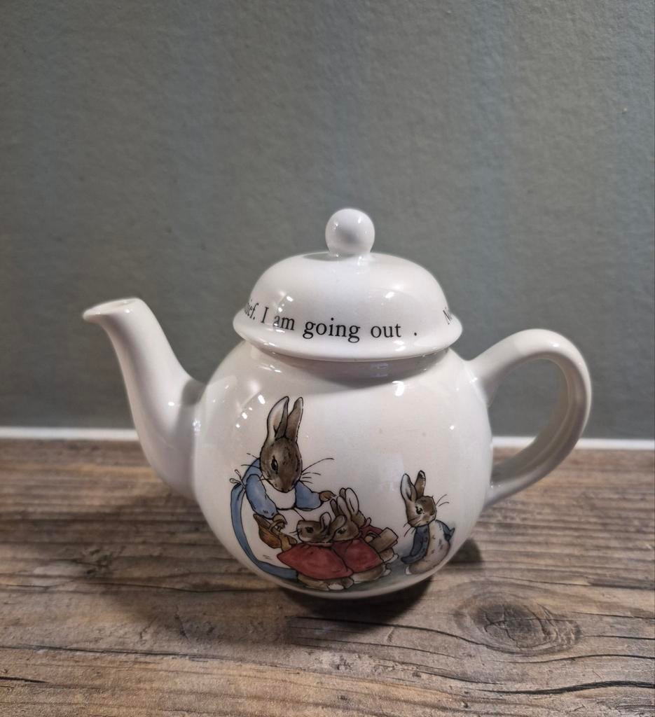 Beatrix Potter , Pieter Konijn kinder theepotje, Ophalen of Verzenden