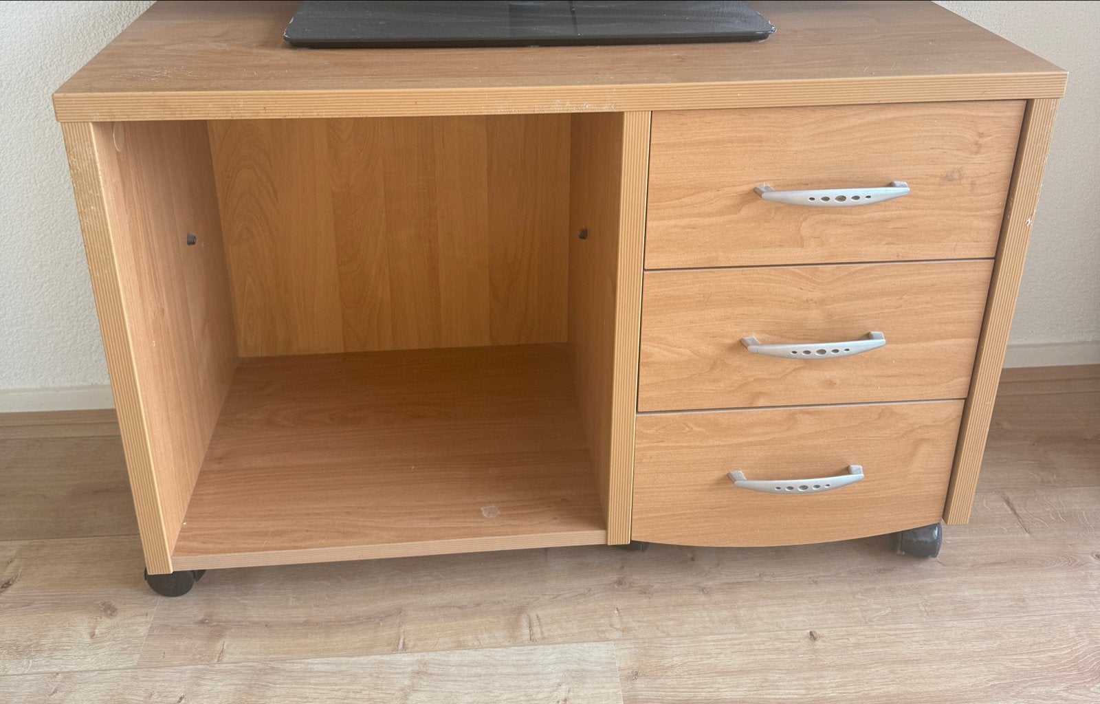 Houten ladekastje / nachtkastje op wieltjes, Ophalen, Gebruikt, 50 tot 100 cm, Minder dan 100 cm