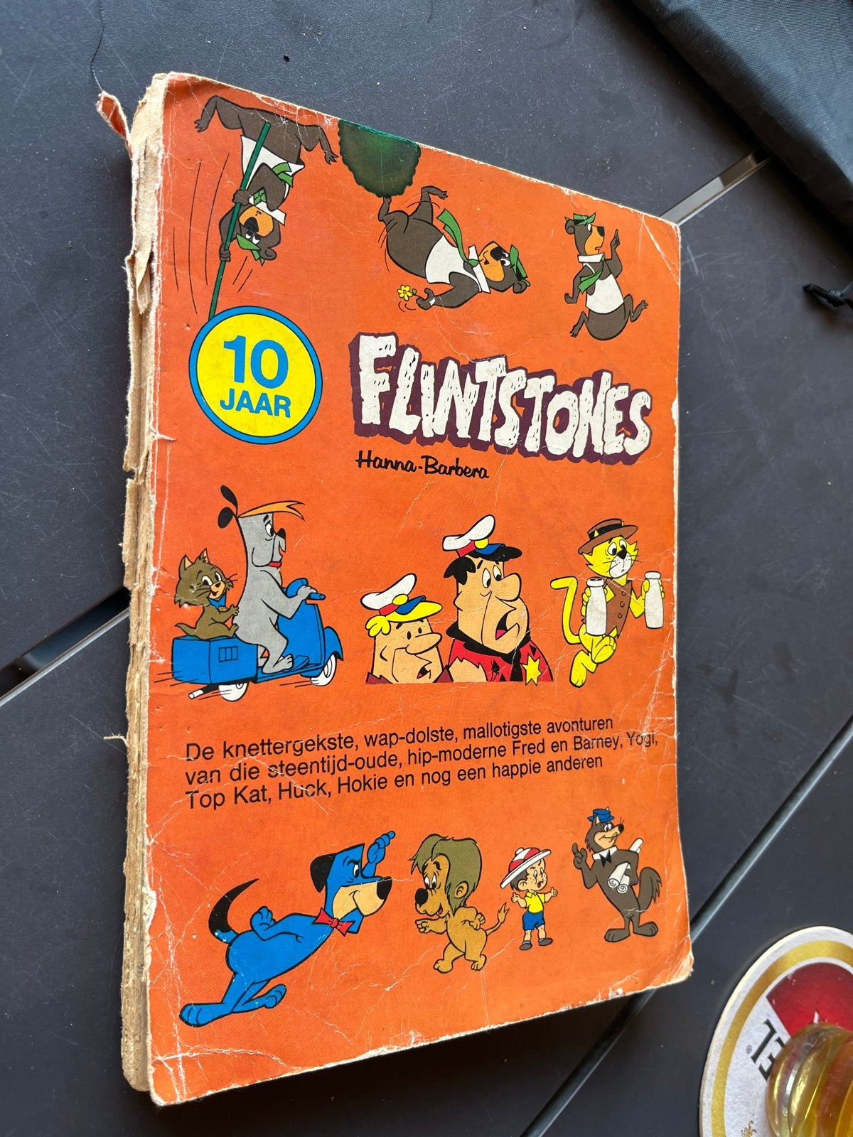 De Flintstones 10 Jaar Stripboek - Hanna Barbera Collectors, Eén stripboek, Ophalen of Verzenden, Gelezen