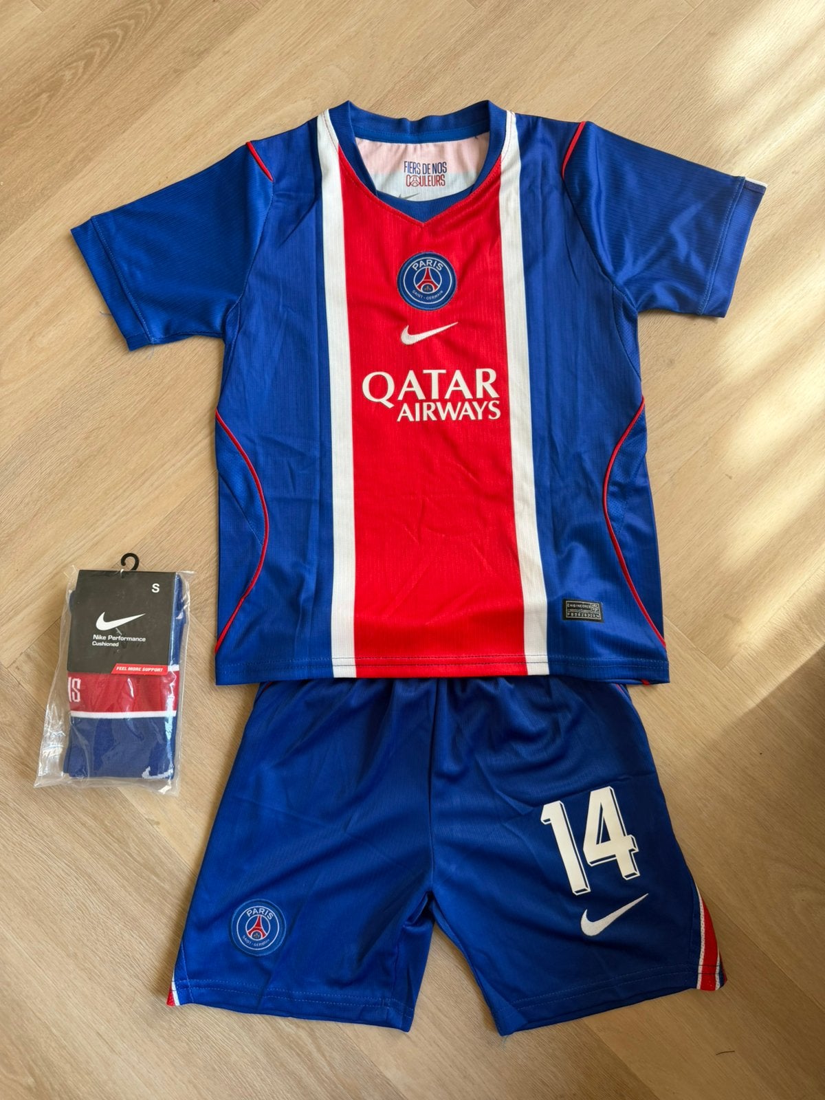 Nieuw Paris Saint Germain thuis tenue Doué 2026-2027, Maat XS of kleiner, Ophalen of Verzenden, Zo goed als nieuw, Shirt
