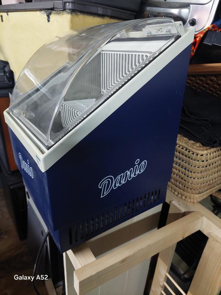 Kleine minibar koelvitrine compressor koelkast op 220v, Ophalen of Verzenden, Kombuis en Sanitair