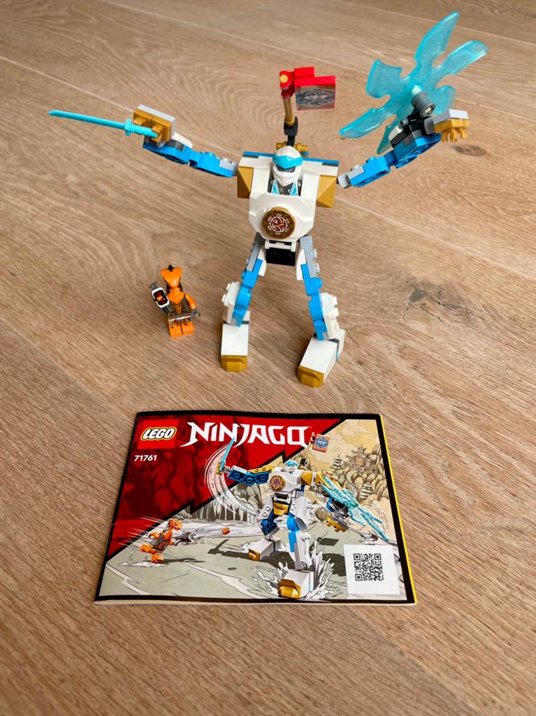 LEGO Ninjago Zane's IJsdraak Mech 71761 met minifiguur, Ophalen of Verzenden, Zo goed als nieuw, Overige merken
