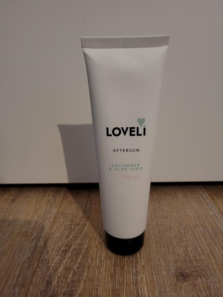 Nieuw! Loveli aftersun cucumber & aloë vera 150ml, Sieraden, Tassen en Uiterlijk, Uiterlijk | Lichaamsverzorging, Ophalen of Verzenden